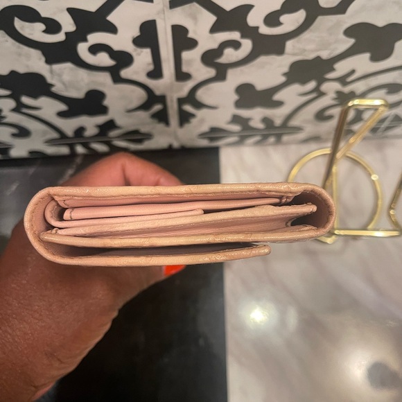 EUC Gucci Guccisima Pink Trifold wallet - Picture 3 of 7